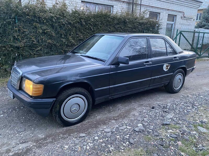 Photo 1 - Mercedes-Benz 190 1987 y Sedan