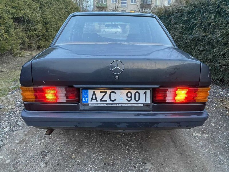 Photo 6 - Mercedes-Benz 190 1987 y Sedan