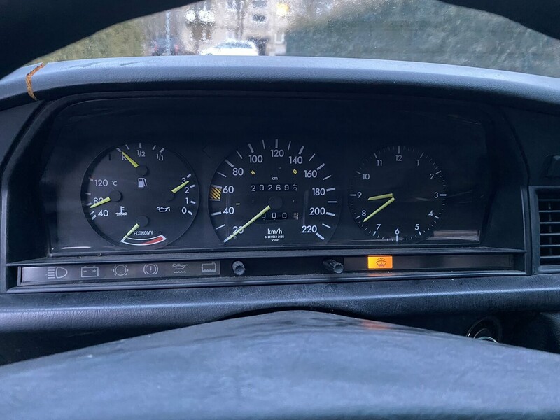 Photo 11 - Mercedes-Benz 190 1987 y Sedan