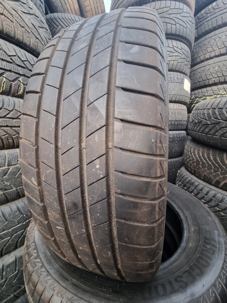 Photo 1 - Bridgestone Turanza 005 R17 summer tyres passanger car