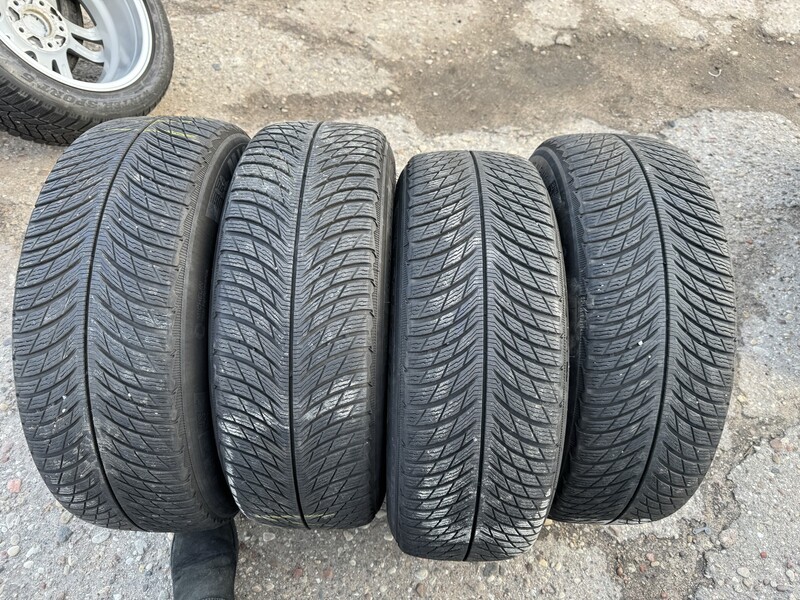 Michelin Siunciam, 2018m 6-7m R17 universal tyres passanger car