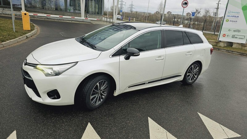 Nuotrauka 11 - Toyota Avensis 2016 m Universalas