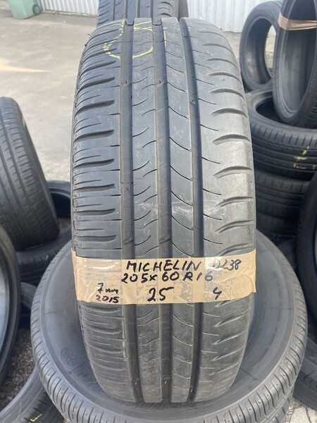 Nuotrauka 1 - Michelin R16 vasarinės padangos lengviesiems