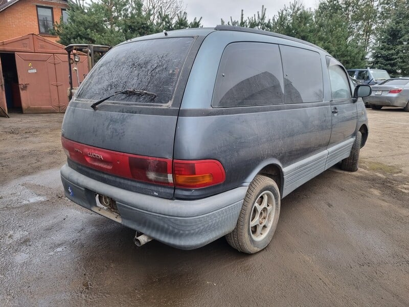 Nuotrauka 3 - Toyota Previa 1998 m dalys