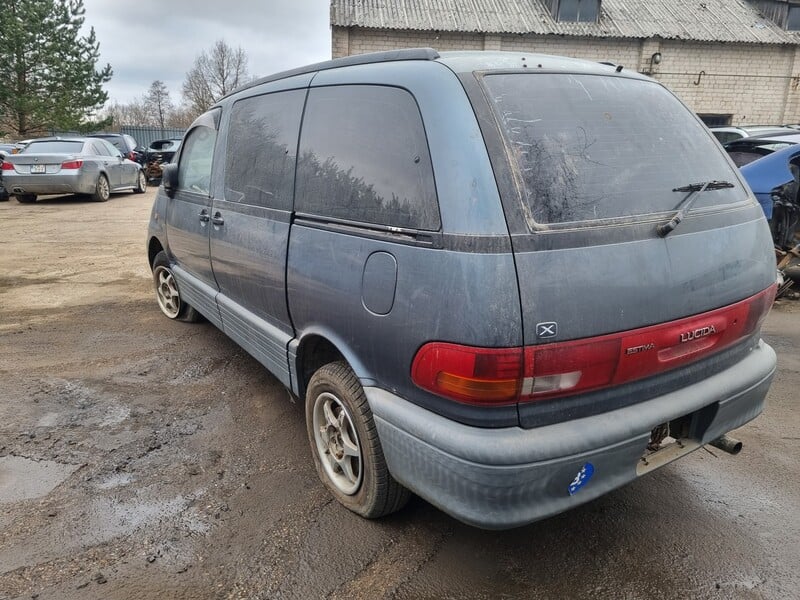 Nuotrauka 4 - Toyota Previa 1998 m dalys