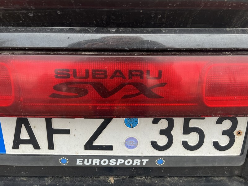 Photo 6 - Subaru SVX 1992 y Coupe
