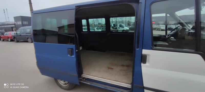 Photo 11 - Ford Transit 2005 y parts