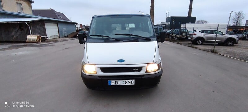 Photo 2 - Ford Transit 2005 y parts