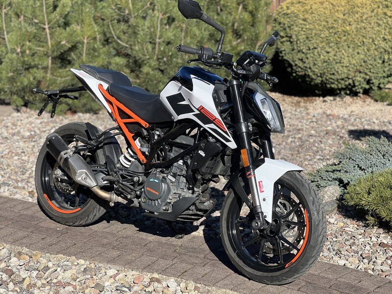 KTM Duke 2021 г Классический / Streetbike мотоцикл