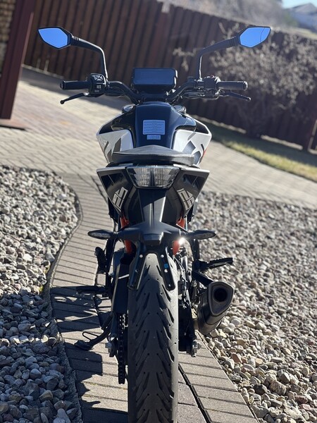 Nuotrauka 4 - KTM Duke 2021 m Klasikinis / Streetbike motociklas