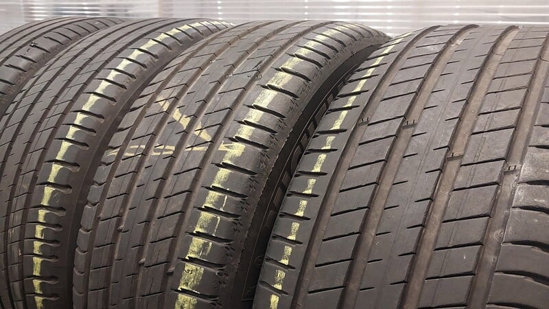 Photo 3 - Michelin Latitude Sport 3 R19 summer tyres passanger car