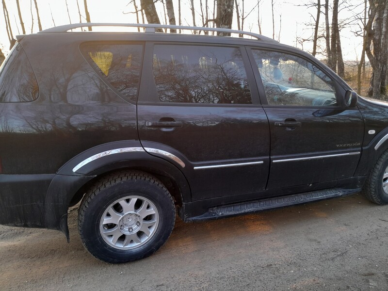 Photo 2 - Ssangyong REXTON 2005 y SUV