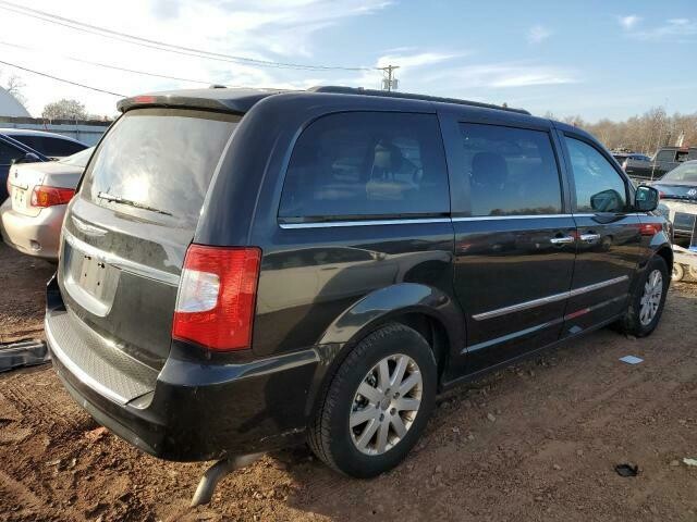 Nuotrauka 3 - Chrysler Town & Country 2011 m dalys