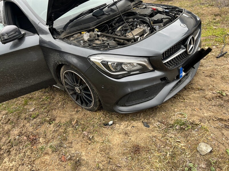 Photo 1 - Mercedes-Benz Cla 220 2018 y parts