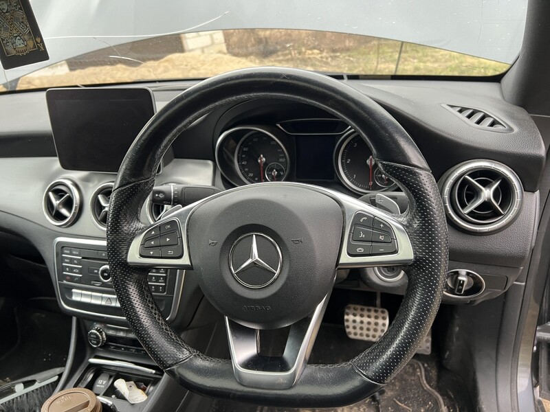 Фотография 5 - Mercedes-Benz Cla 220 2018 г запчясти