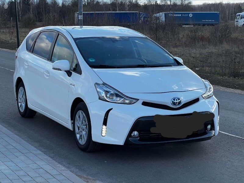 Фотография 2 - Toyota Prius+ 2019 г прокат