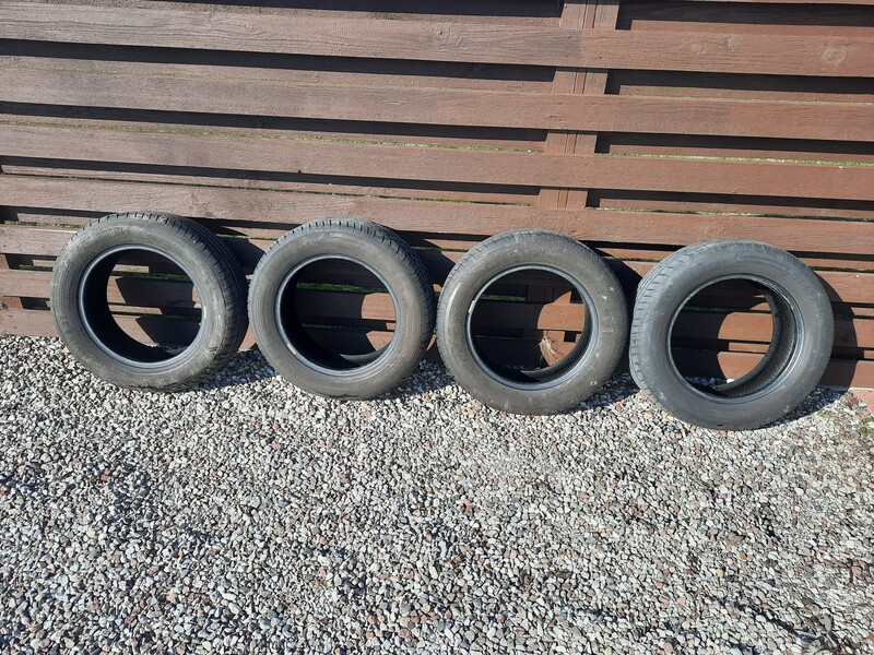 Photo 1 - Vredestein R15 summer tyres passanger car