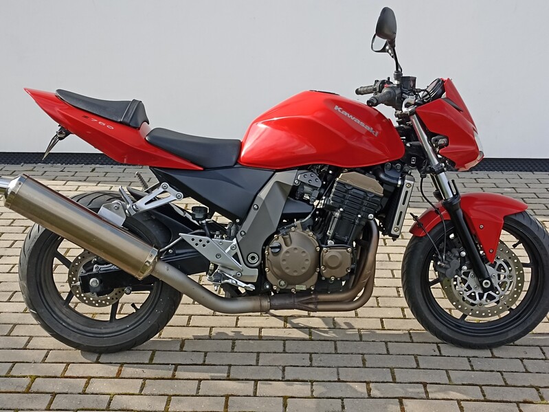 Kawasaki Z 2004 г Классический / Streetbike мотоцикл