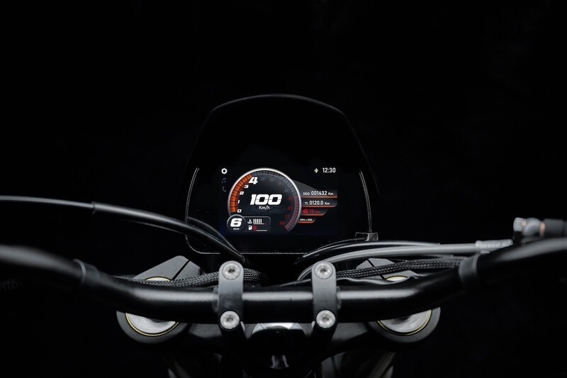 Nuotrauka 24 - Moto Morini Seiemmezzo STR 2024 m Klasikinis / Streetbike motociklas