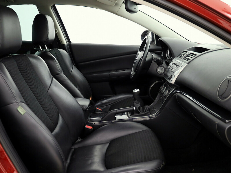 Фотография 6 - Mazda 6 2009 г Седан