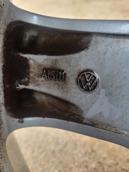 Nuotrauka 6 - Volkswagen Tiguan R16 lengvojo lydinio ratlankiai
