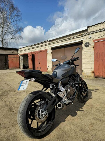 Фотография 2 - Yamaha MT 2014 г Классический / Streetbike мотоцикл