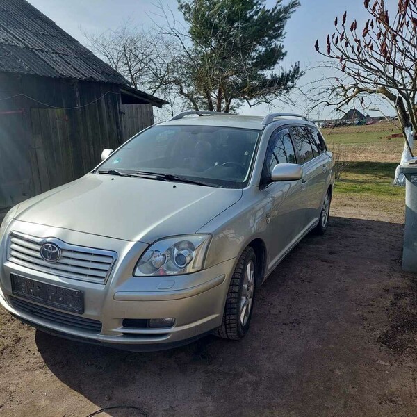 Photo 4 - Toyota Avensis 2005 y parts