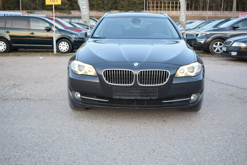 Photo 2 - Bmw 520 d Touring 2011 y
