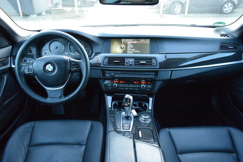 Photo 11 - Bmw 520 d Touring 2011 y