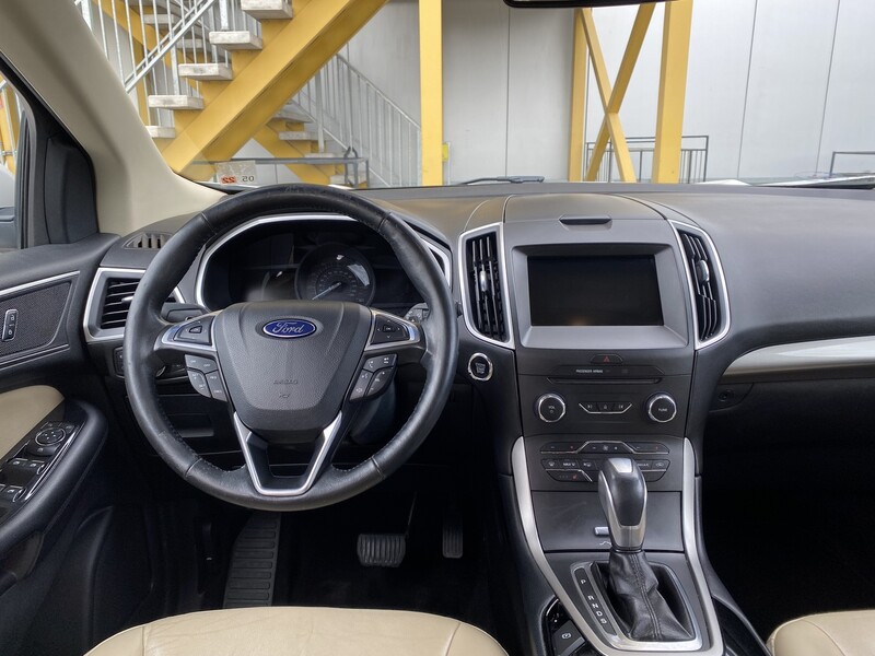 Фотография 10 - Ford EDGE 2015 г Внедорожник