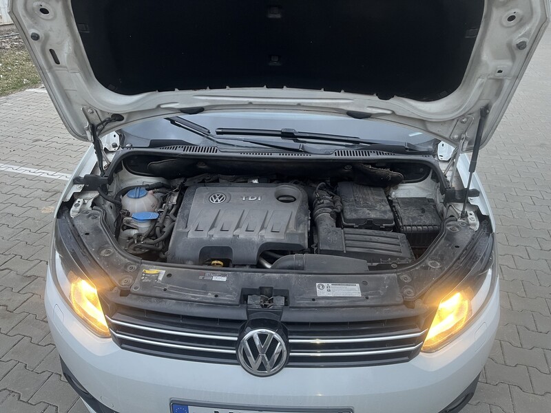 Photo 8 - Volkswagen Touran 2015 y Van
