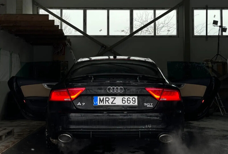 Фотография 9 - Audi A7 TFSI Quattro S troni 2013 г