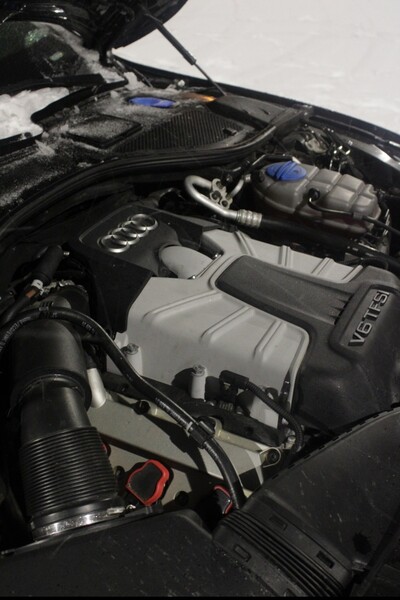 Фотография 12 - Audi A7 TFSI Quattro S troni 2013 г