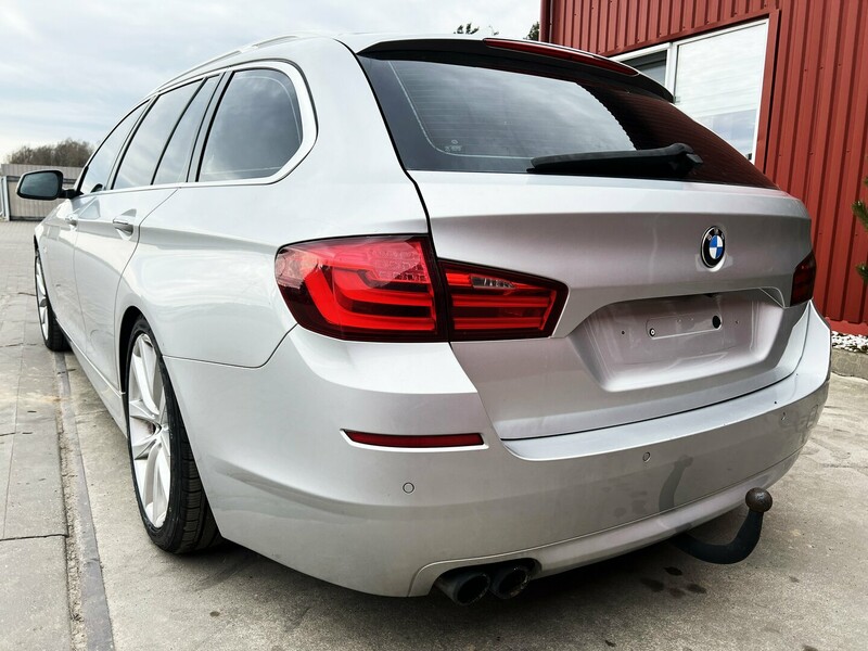 Photo 5 - Bmw 530 2013 y parts