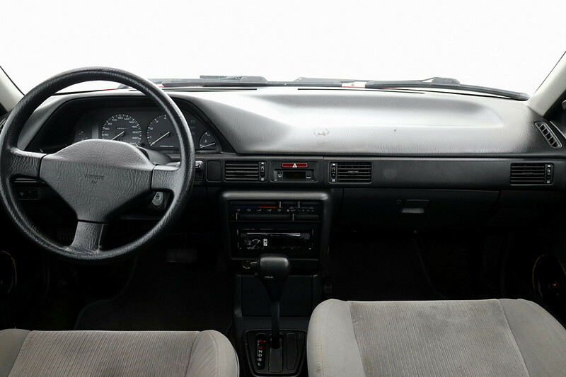 Nuotrauka 5 - Mazda 323 1991 m Sedanas