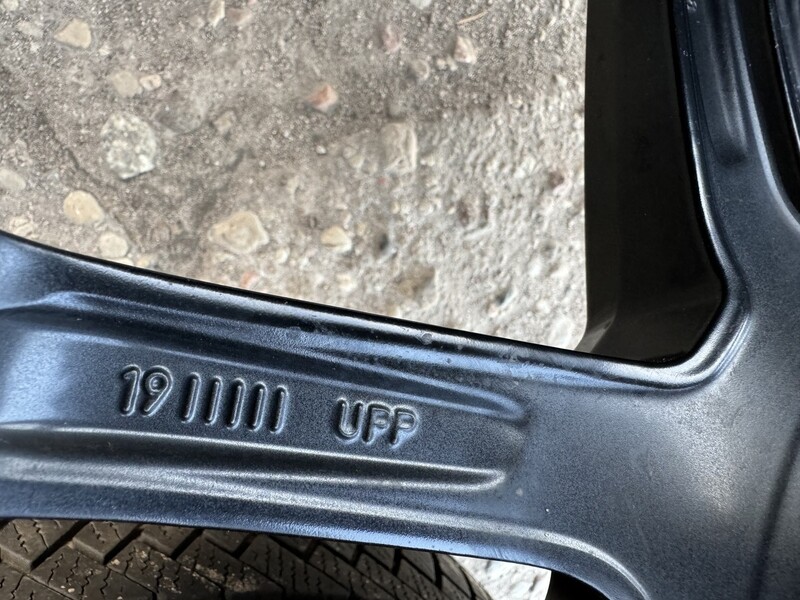 Nuotrauka 6 - Mercedes-Benz R18 lengvojo lydinio ratlankiai