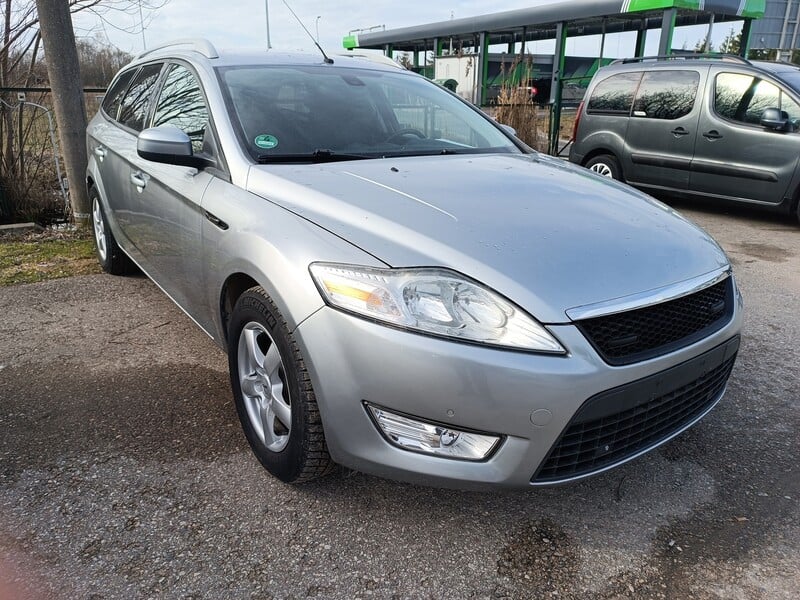 Photo 3 - Ford Mondeo 2010 y Wagon