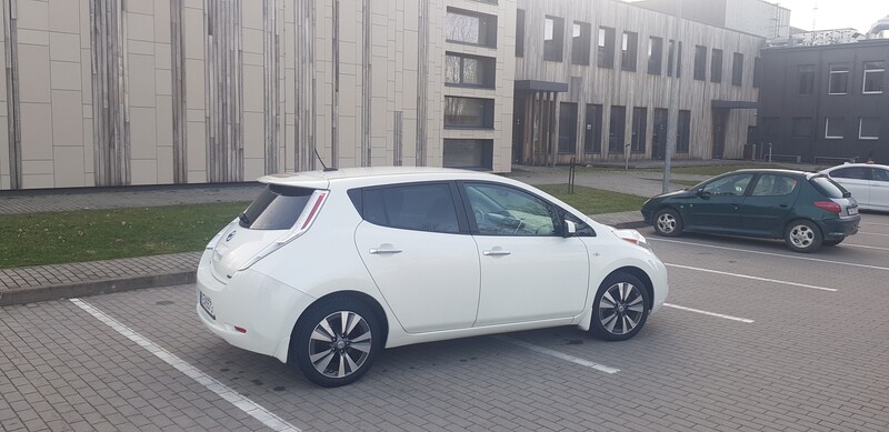 Nuotrauka 1 - Nissan Leaf 2015 m Hečbekas