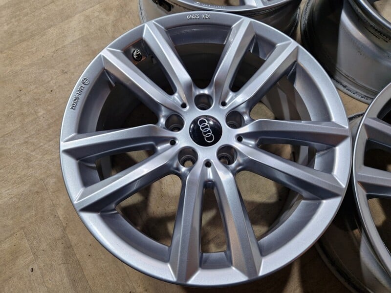 Photo 4 - Audi A5, A6 A5 light alloy R17 rims