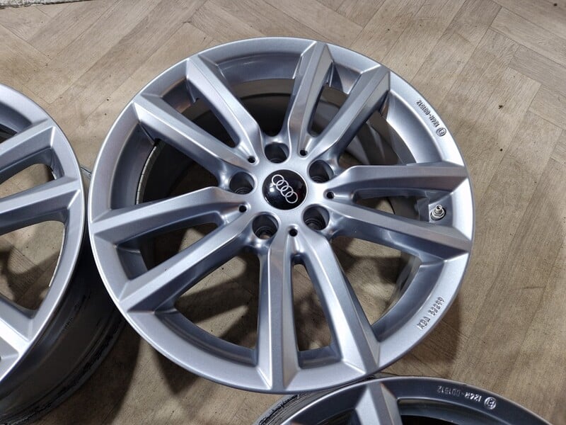 Photo 6 - Audi A5, A6 A5 light alloy R17 rims