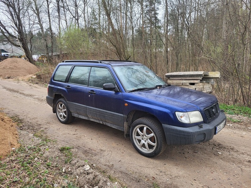 Subaru Forester 2002 m Visureigis