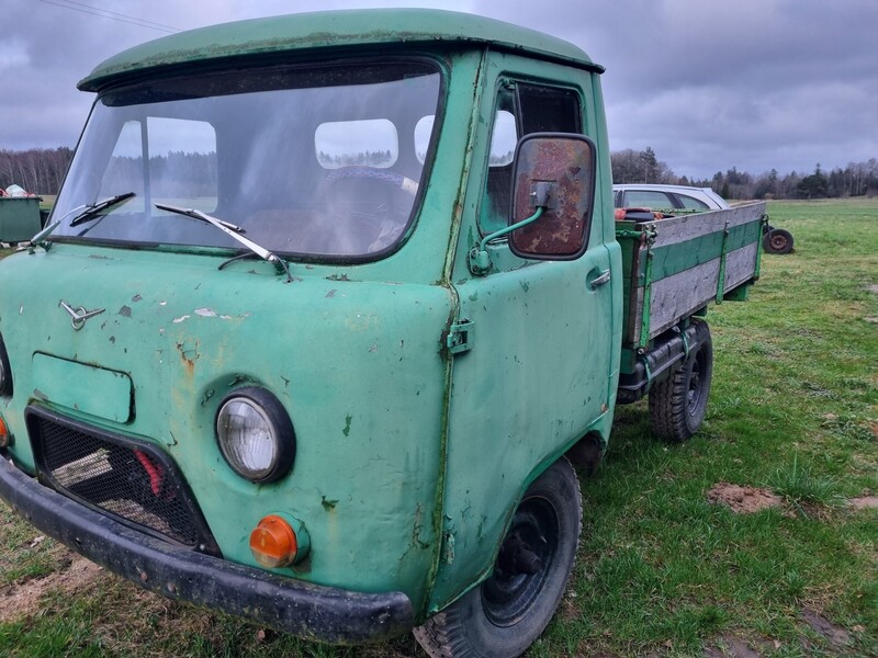 Photo 1 - Uaz 452 1969 y Heavy minibus