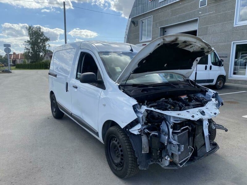 Dacia Dokker 2021 y Commercial auto (with box)