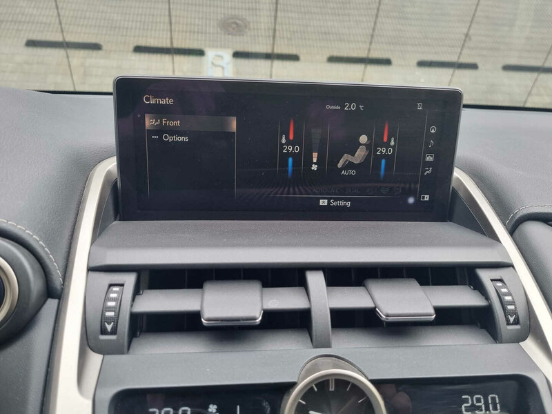 Nuotrauka 28 - Lexus NX 300h 2018 m Visureigis