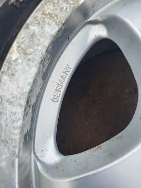 Photo 2 - BMW 328 R15 light alloy rims