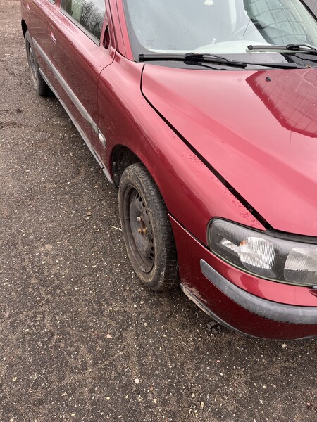 Photo 3 - Volvo S60 2004 y parts