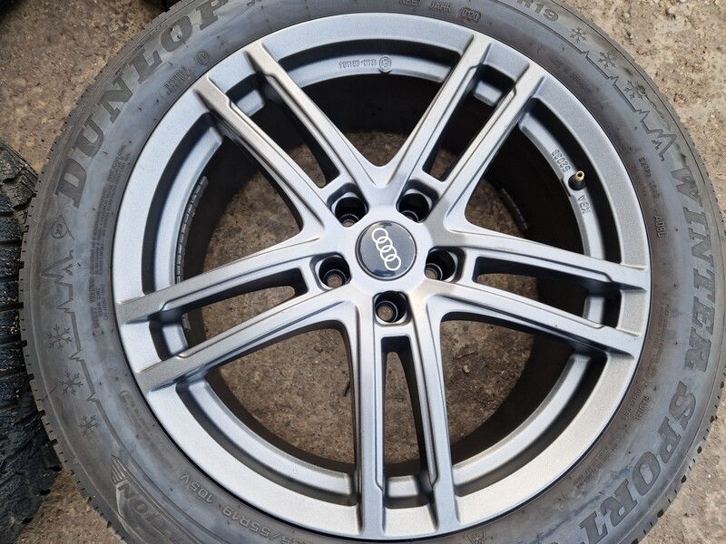 Photo 3 - Audi Q5 R19 Q5 light alloy R19 rims