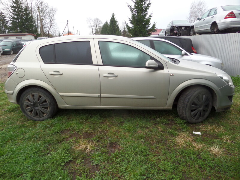 Фотография 2 - Opel Astra 2008 г запчясти