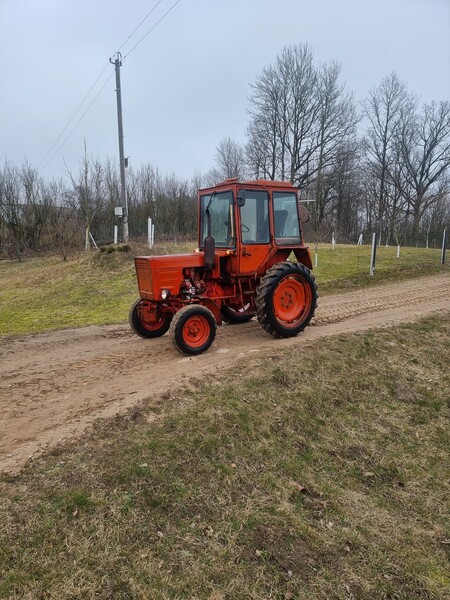 Belarus T25 a 1995 m Traktorius