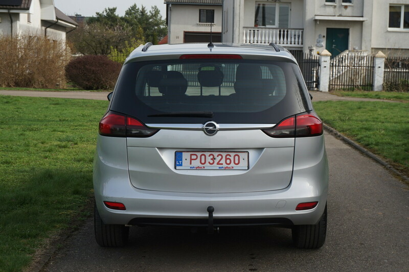 Photo 9 - Opel Zafira Tourer 2012 y Van